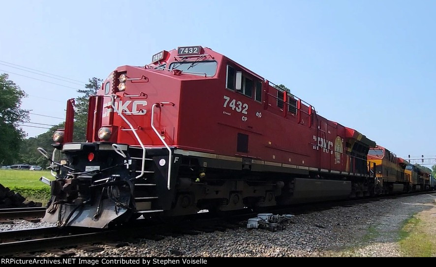CPKC 7432